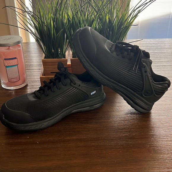 Timberland Shoes - 🆕TIMBERLAND WOMEN'S DRIVETRAIN COMPOSITE TOE WORK SNEAKER